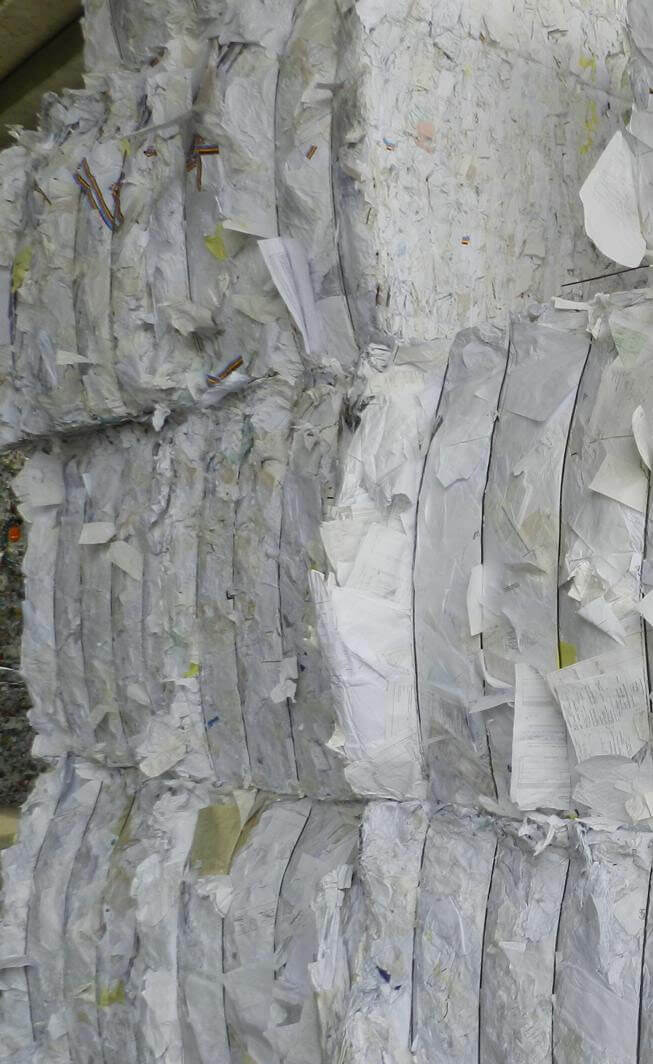 Recupero e commercio della carta da macero